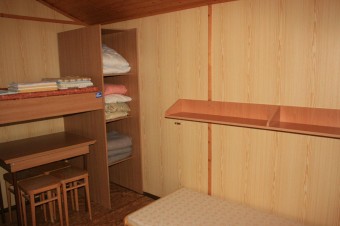 IMG_2514 Palandy a skříň